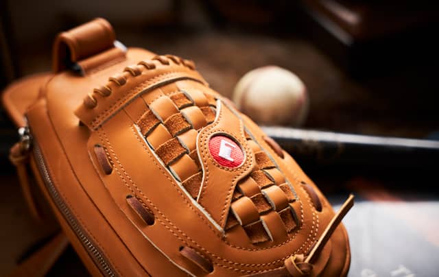 グローブボディバッグ｜GLB102｜革・レザーバッグのTRION(トライオン