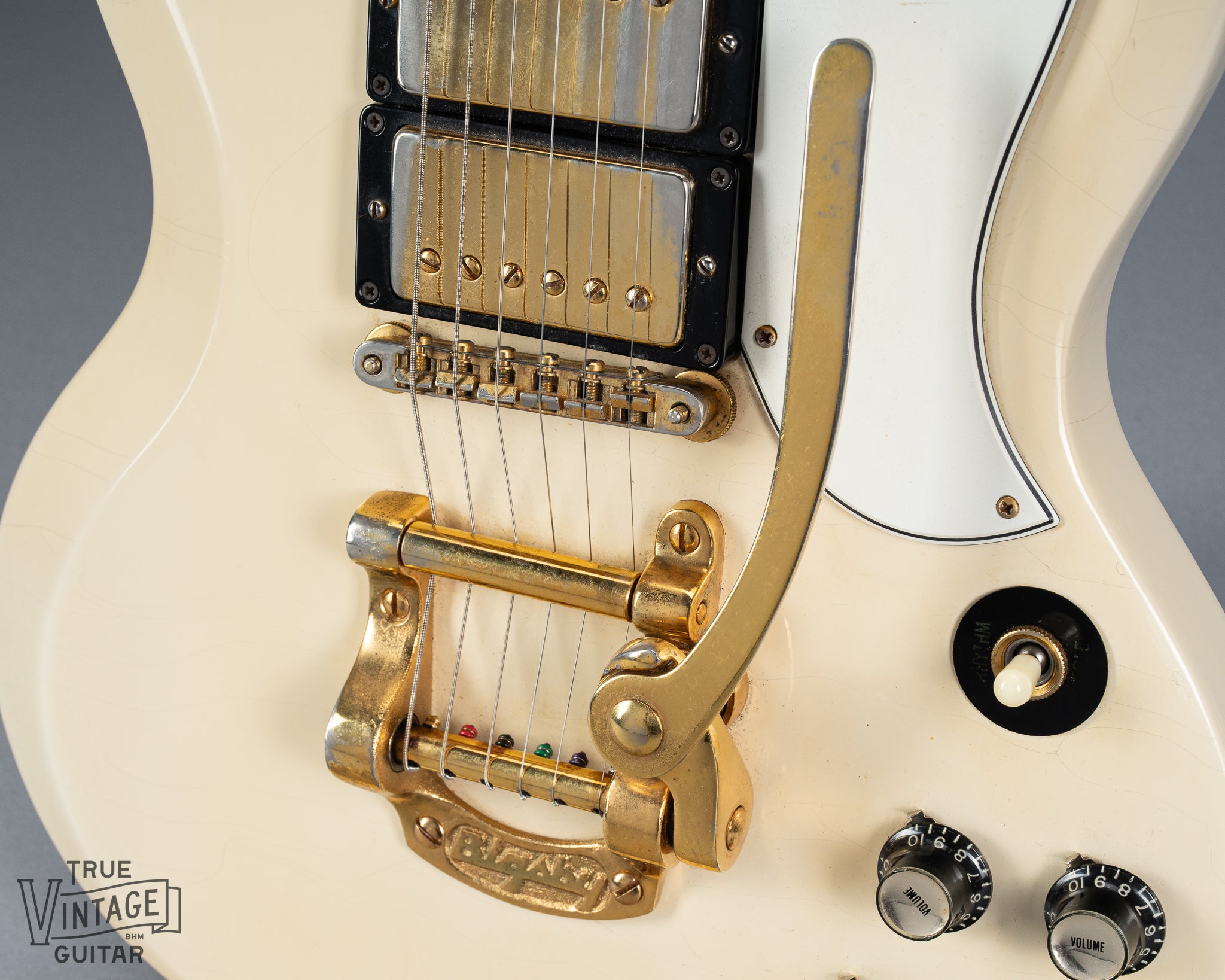 1965 Gibson SG Custom White Bigsby (Full Wide Neck) – True Vintage