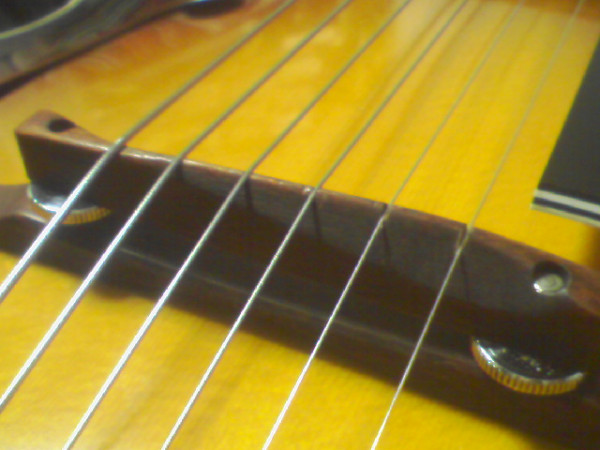 ボディパーツ フルアコ編 ブリッジ その1 | 東京渋谷原宿T's Guitar