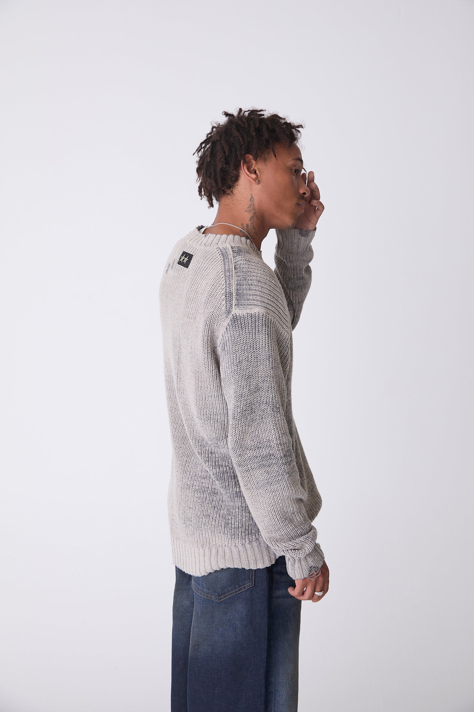 Distressed Icon Knit Sweater Grey – Twojeys