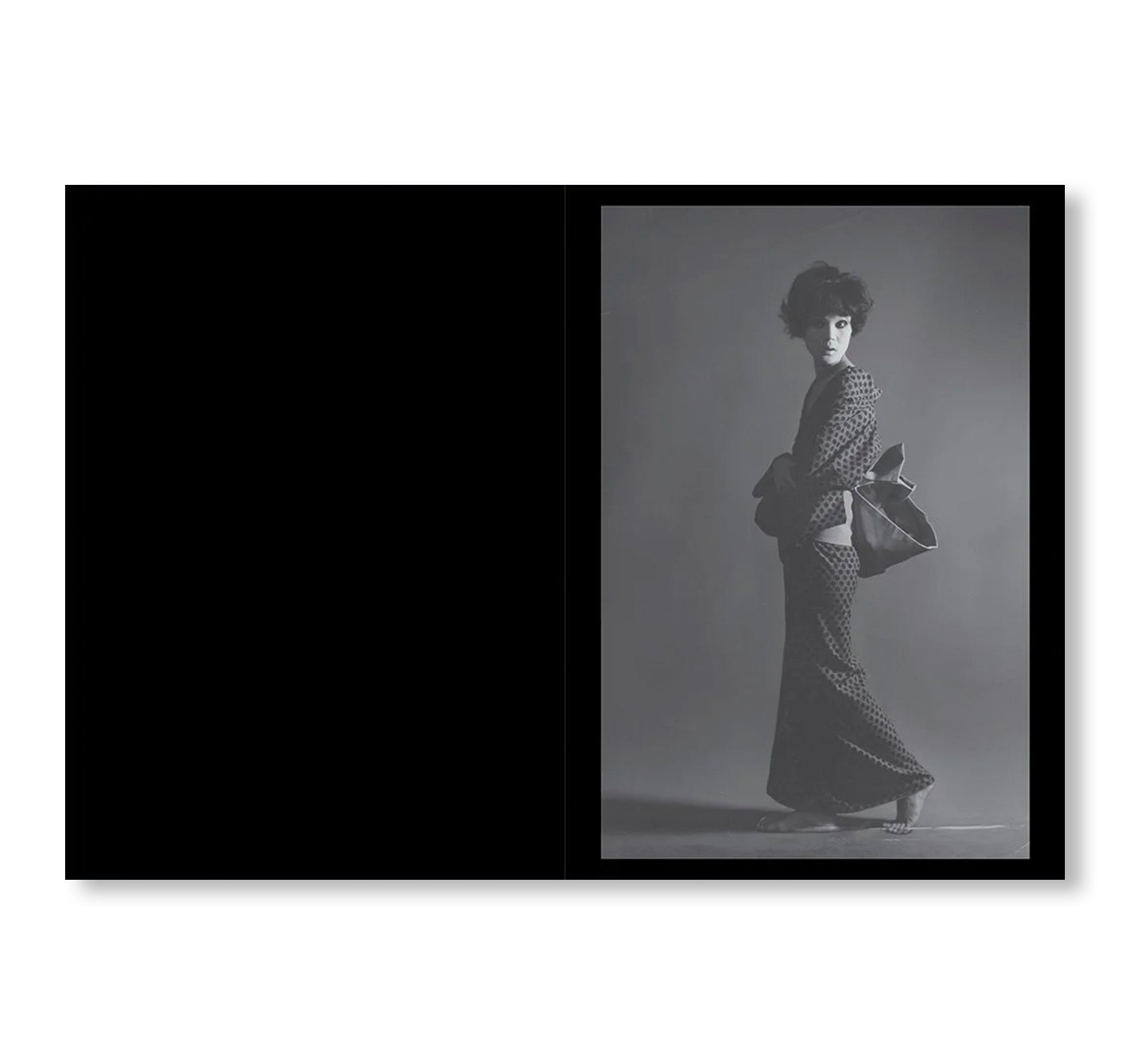 ONE PICTURE BOOK TWO #45: KIMONO by Eikoh Hosoe – twelvebooks
