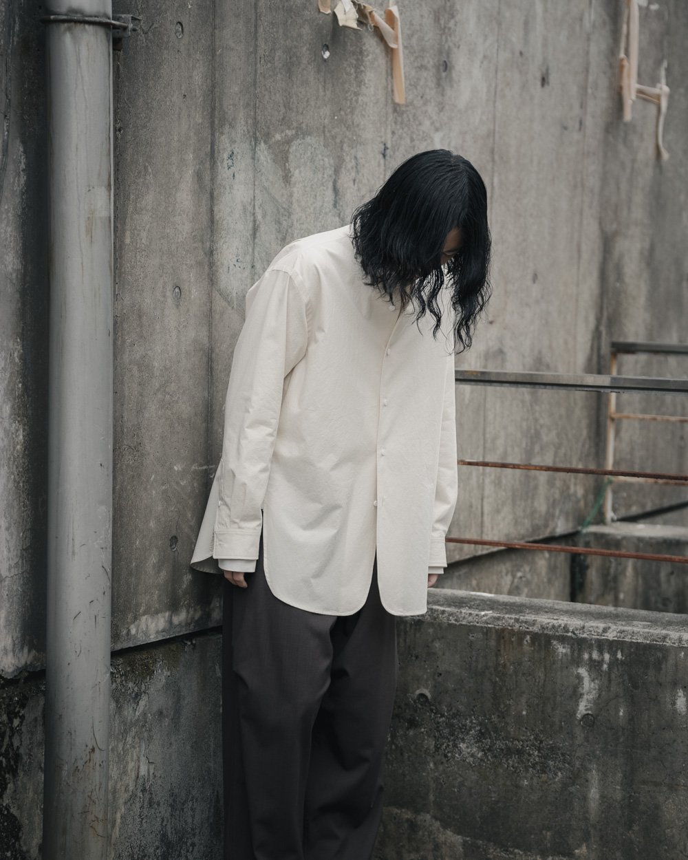 un/unbient / Cotton Broad Stand Collar Shirt | twelve