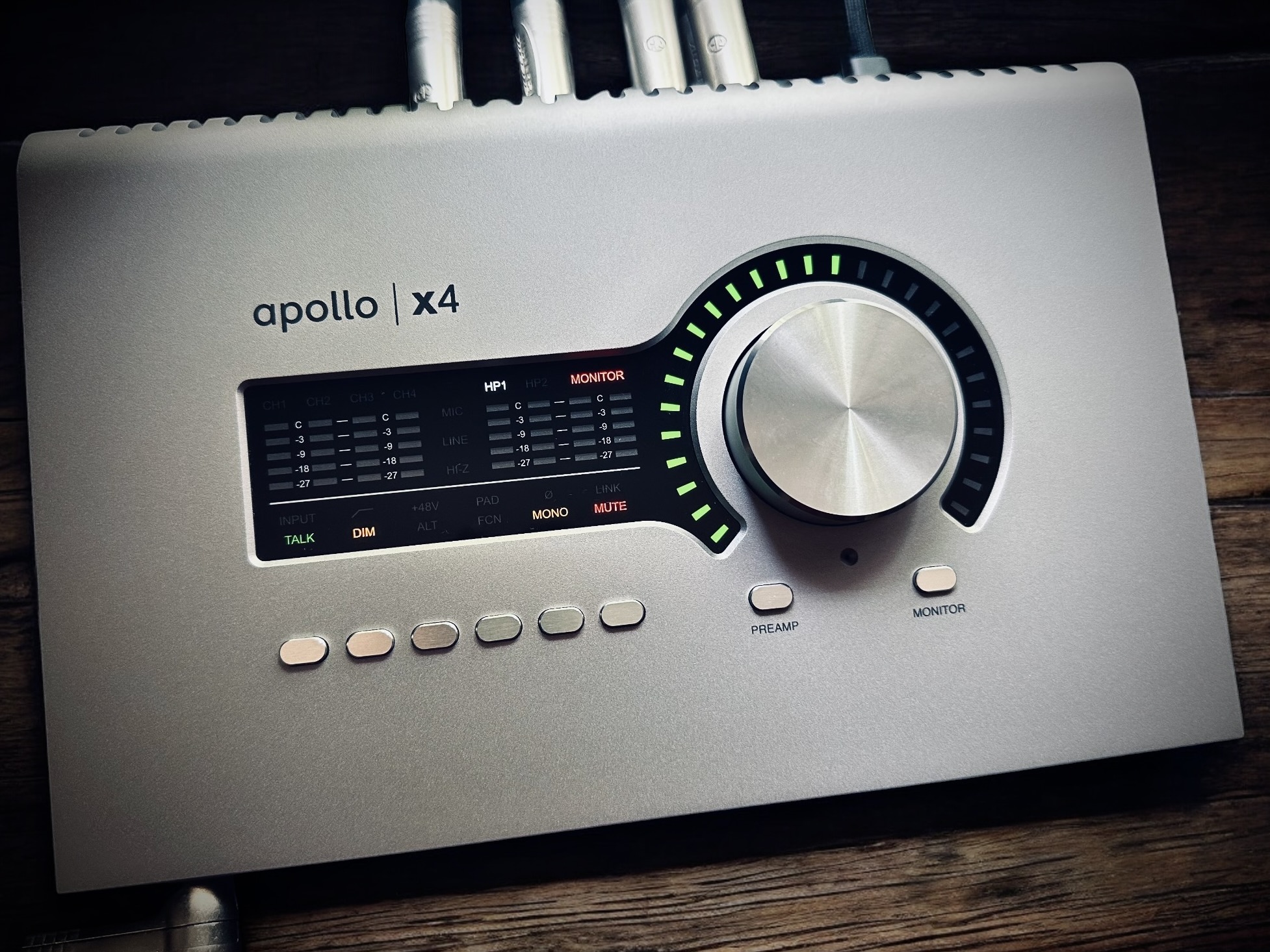Universal Audio Apollo X4 Gen 2 – Twister6 Reviews