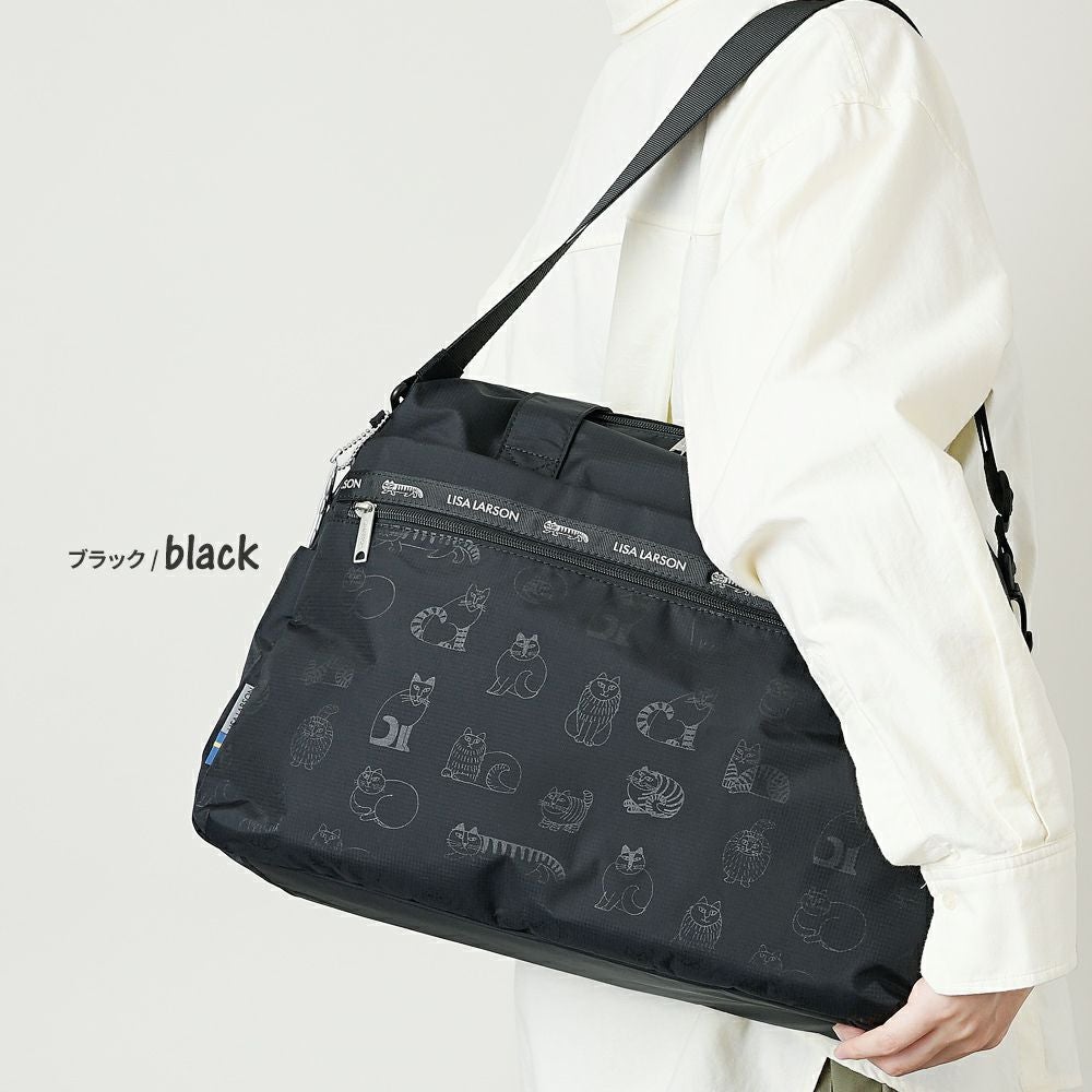 LISA LARSON(リサラーソン)可愛いのに機能的、マイキーと一緒お出かけ