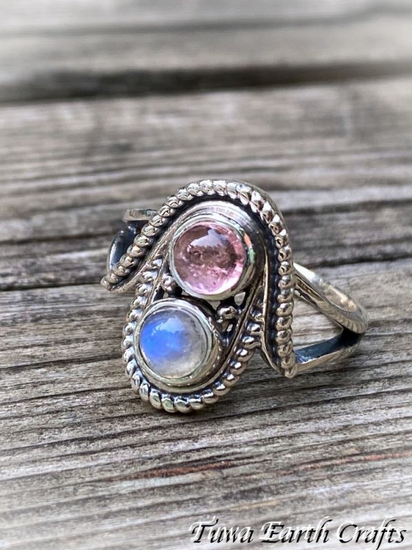 直感力アップ・良縁】高品質ブルームーンストーン リング with ピンク