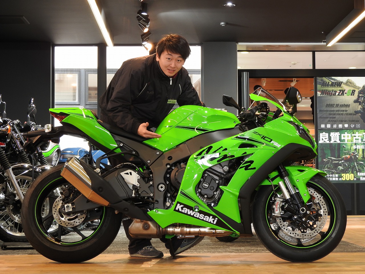 NinjaZX-10RR入荷しました [最新情報] | U-MEDIA (ユーメディア