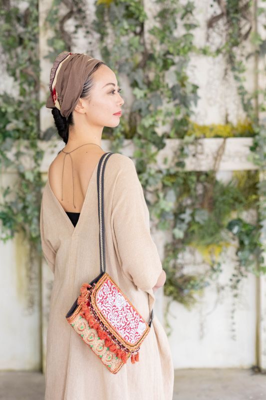 バリエ豊富！小さめサイズが可愛い、色々な古布をパッチワークの様に