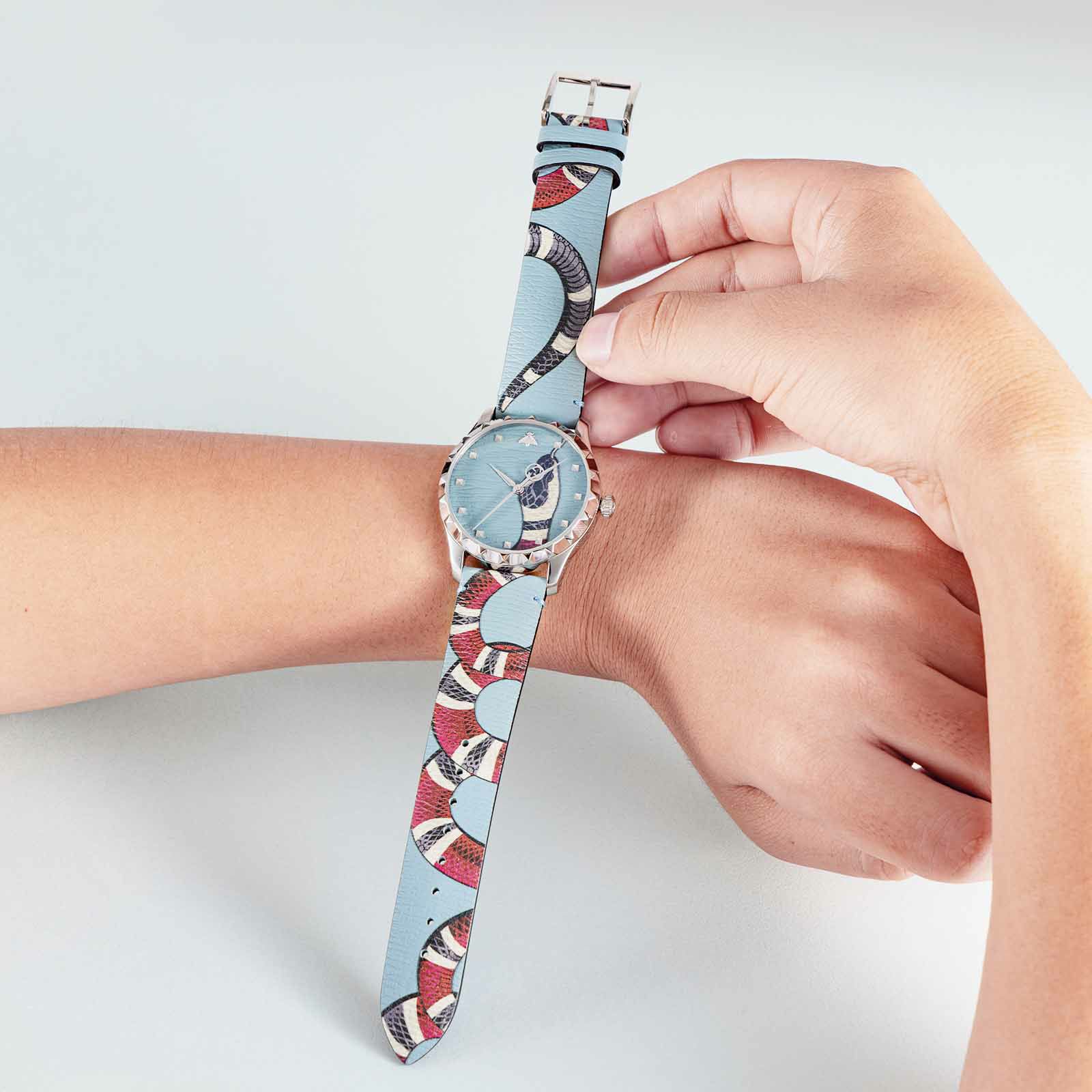 グッチのスネークモデル | 海外ブランド腕時計通販 U-collection