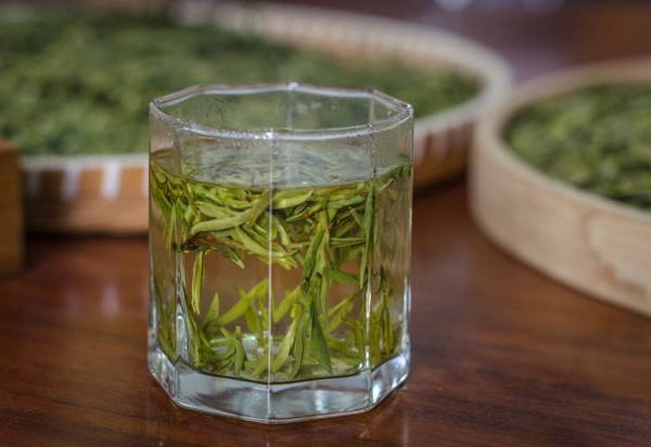 ロンジン茶とは