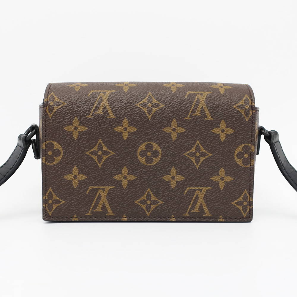 天白】【LOUIS VUITTON】ルイヴィトン スティーマー ウェアラブル