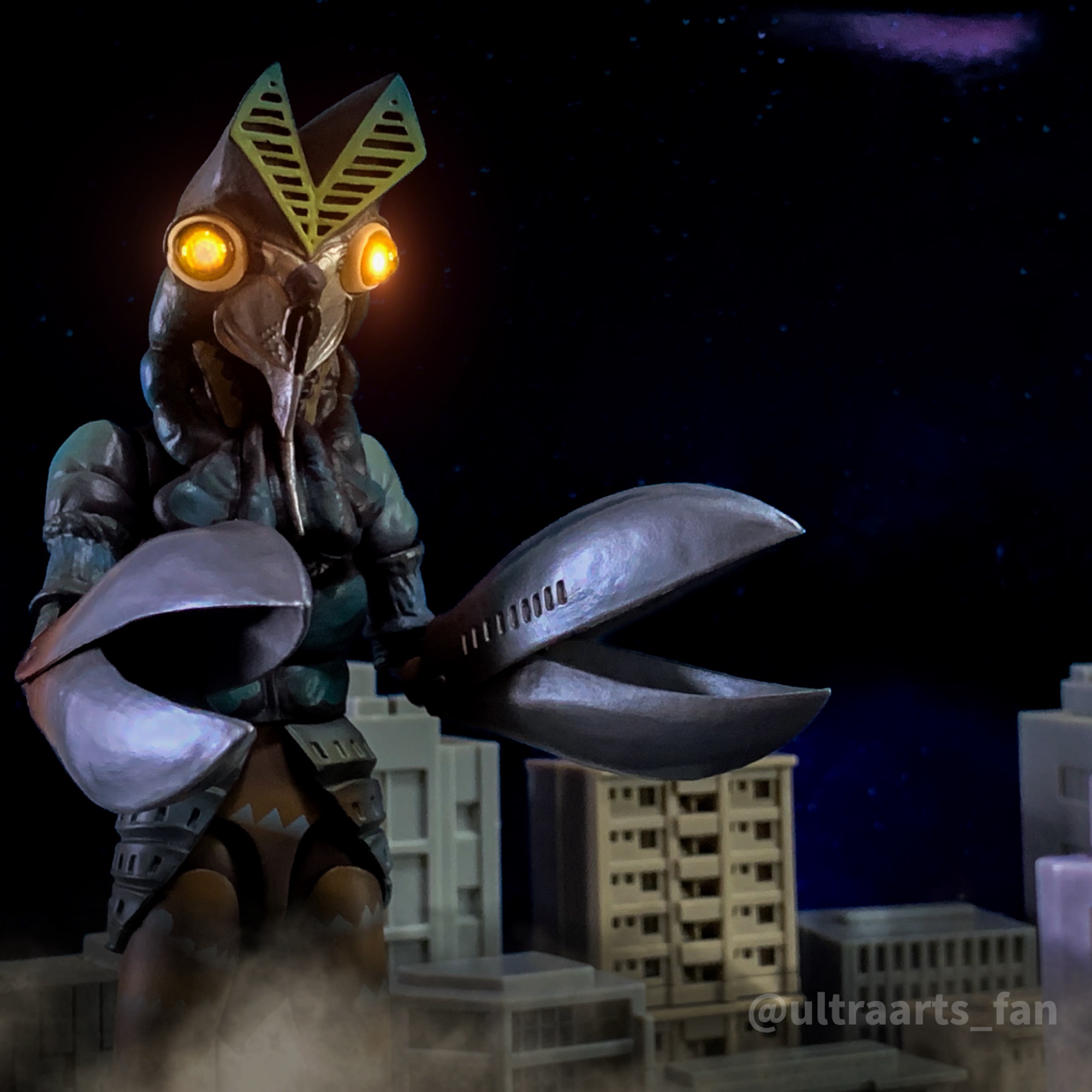 バルタン星人 侵略者を撃て Ver. – Ultra-arts Fan【ウルトラアーツ