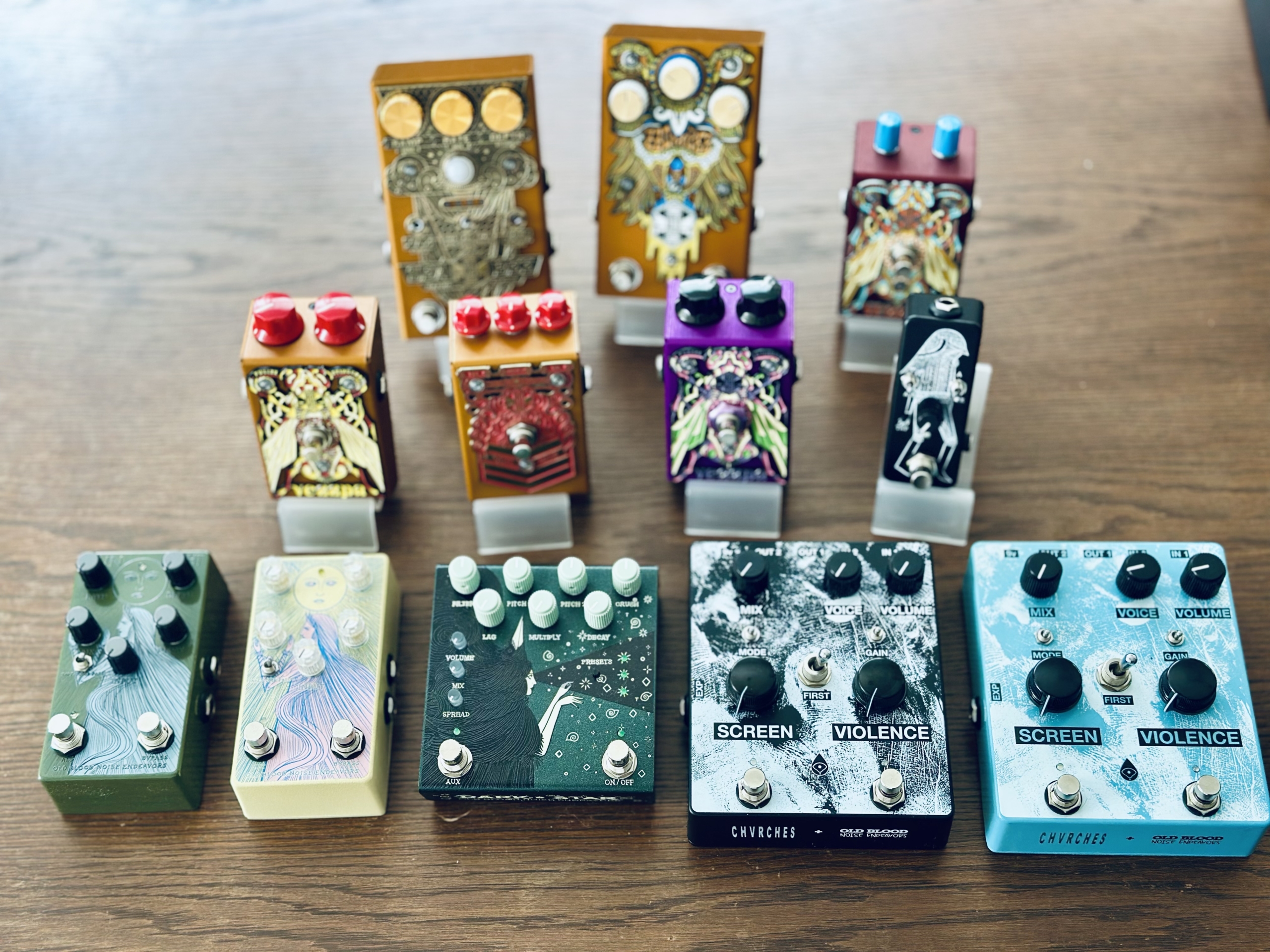 Old Blood Noise Endeavors、Beetronicsのカスタムカラー製品が入荷