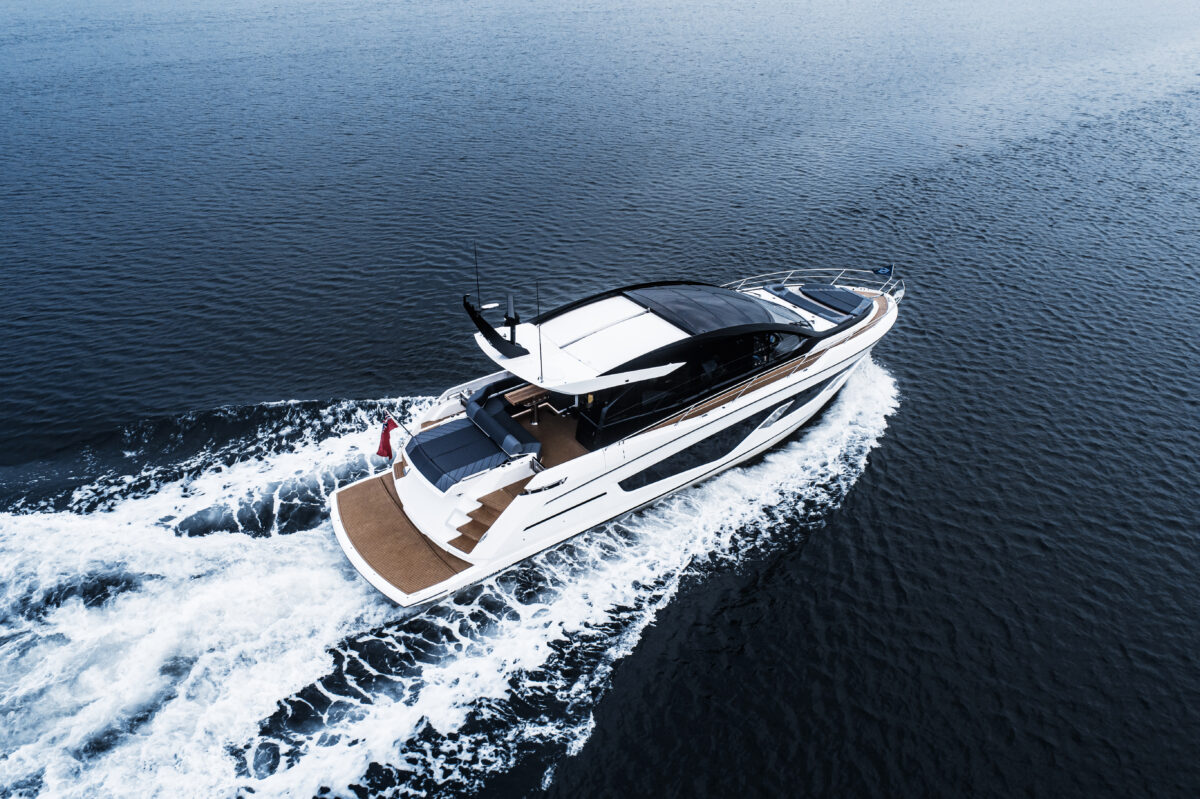 SUNSEEKER】Predator 65 デジタルプレミアが公開しました！！ | ボート