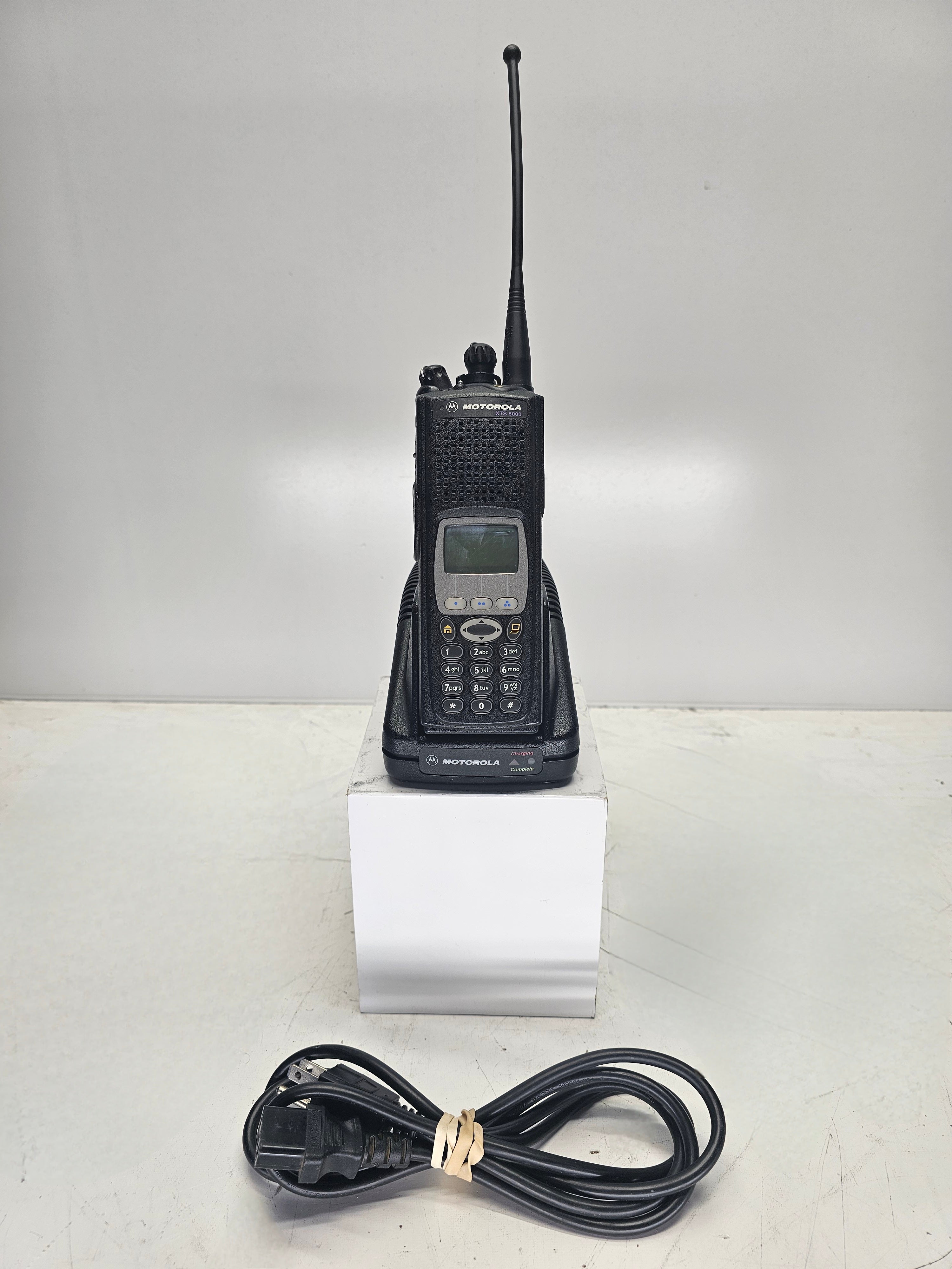 Motorola XTS5000 P25 Digital 700/800 Model III 1000ch 3W – Used Radios