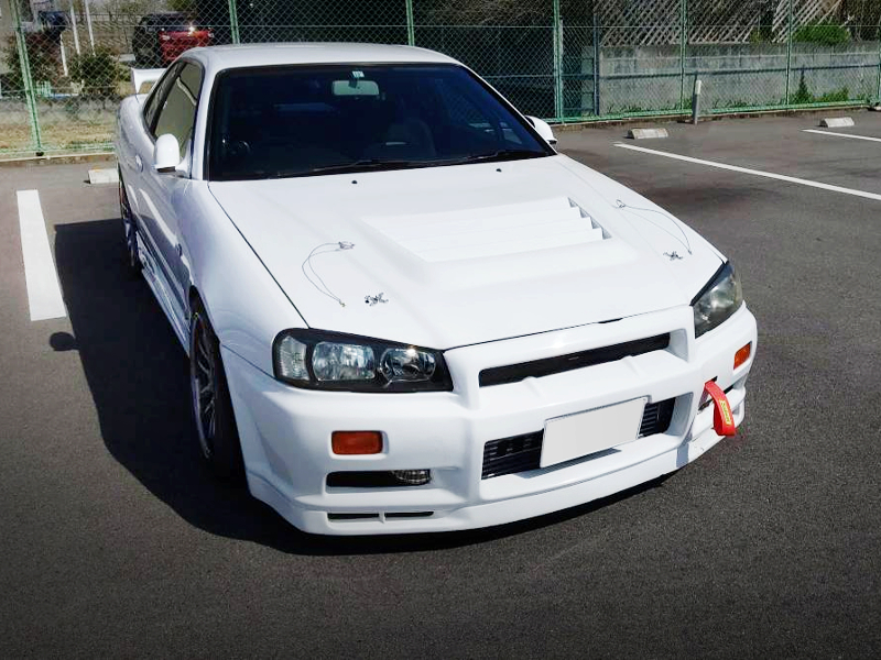 ER34SKYLINE2DOOR_1.jpg