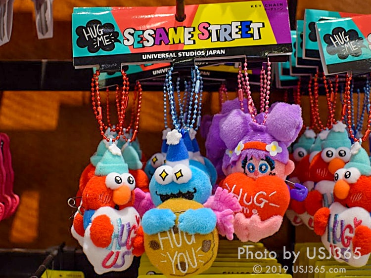 USJクリスマス】2019年セサミストリートグッズ19種！値段＆詳細まとめ