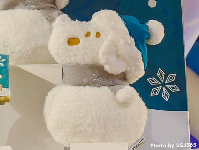USJクリスマス2025】スヌーピーと雪の結晶デザインの限定グッズが