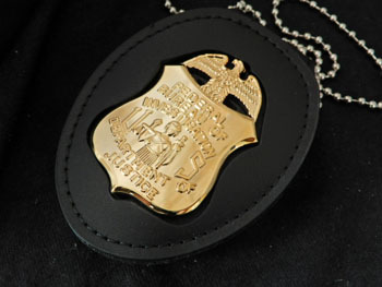 FBI米連邦捜査局レプリカバッジ＆ホルダー - USPD GEAR