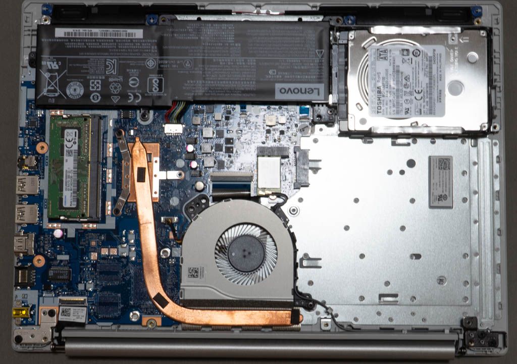 Lenovo Ideapad 330（14）レビュー｜プラチナグレーがオシャレでDVD