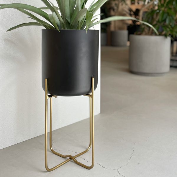 アルミプランター ウィズアイアンスタンド H52 ブラック | upstairs