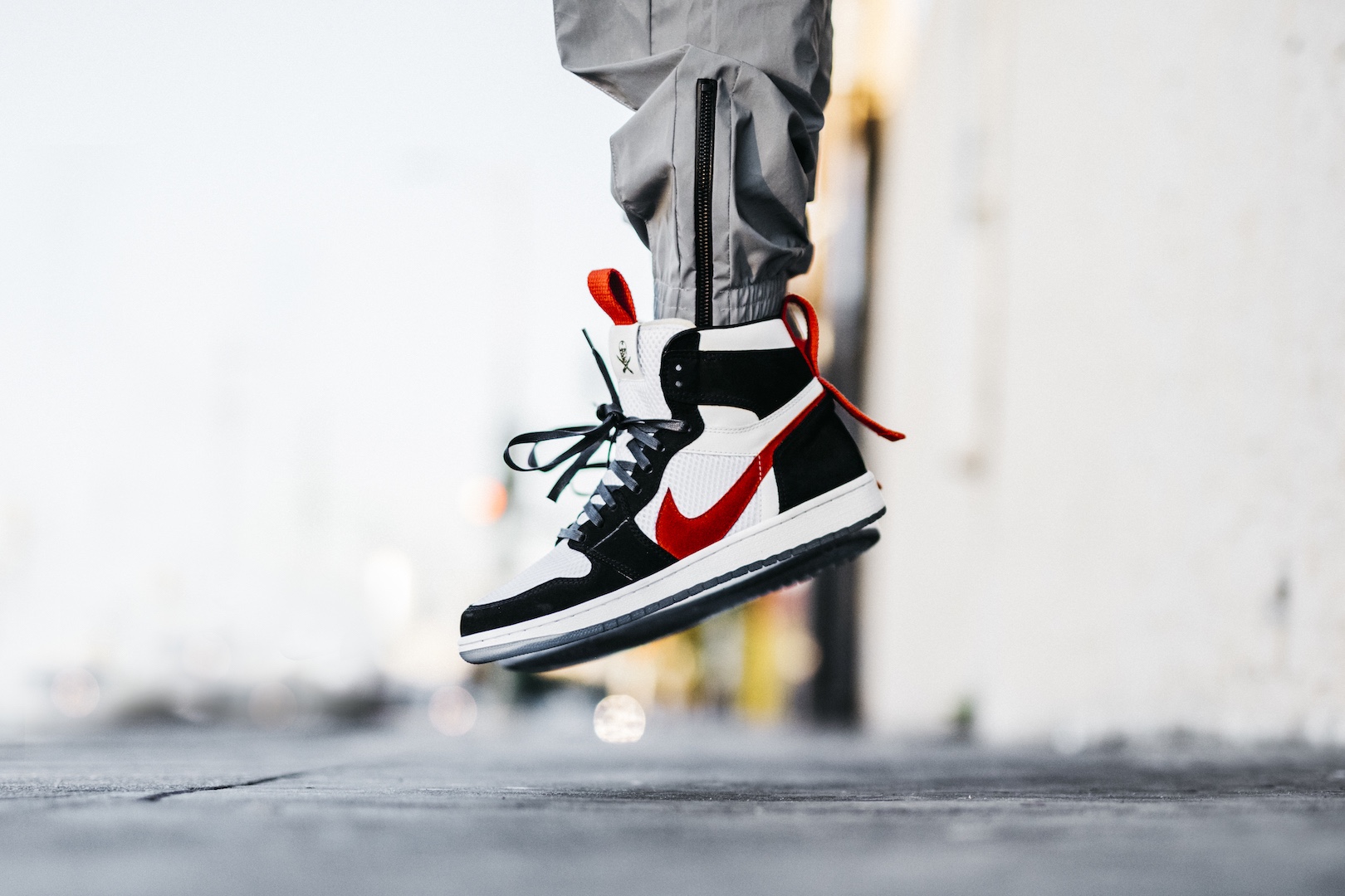 国内限定10 足】LAのスニーカーカスタムショップが製作したMARS YARD