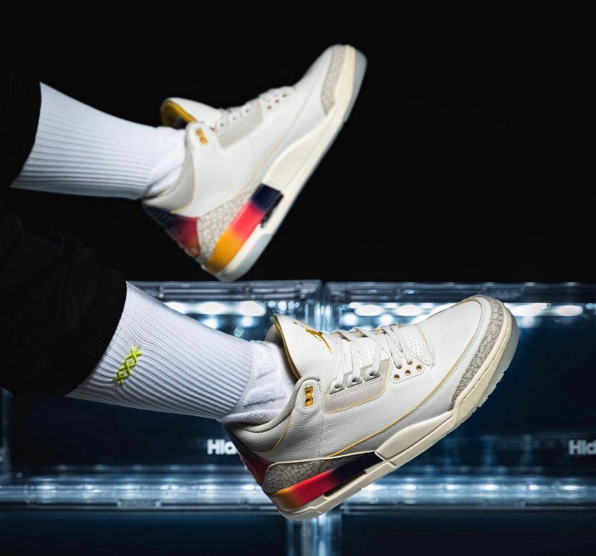 J Balvin × Nike Air Jordan 3 Retro SP “Medellín Sunset”が国内9月23