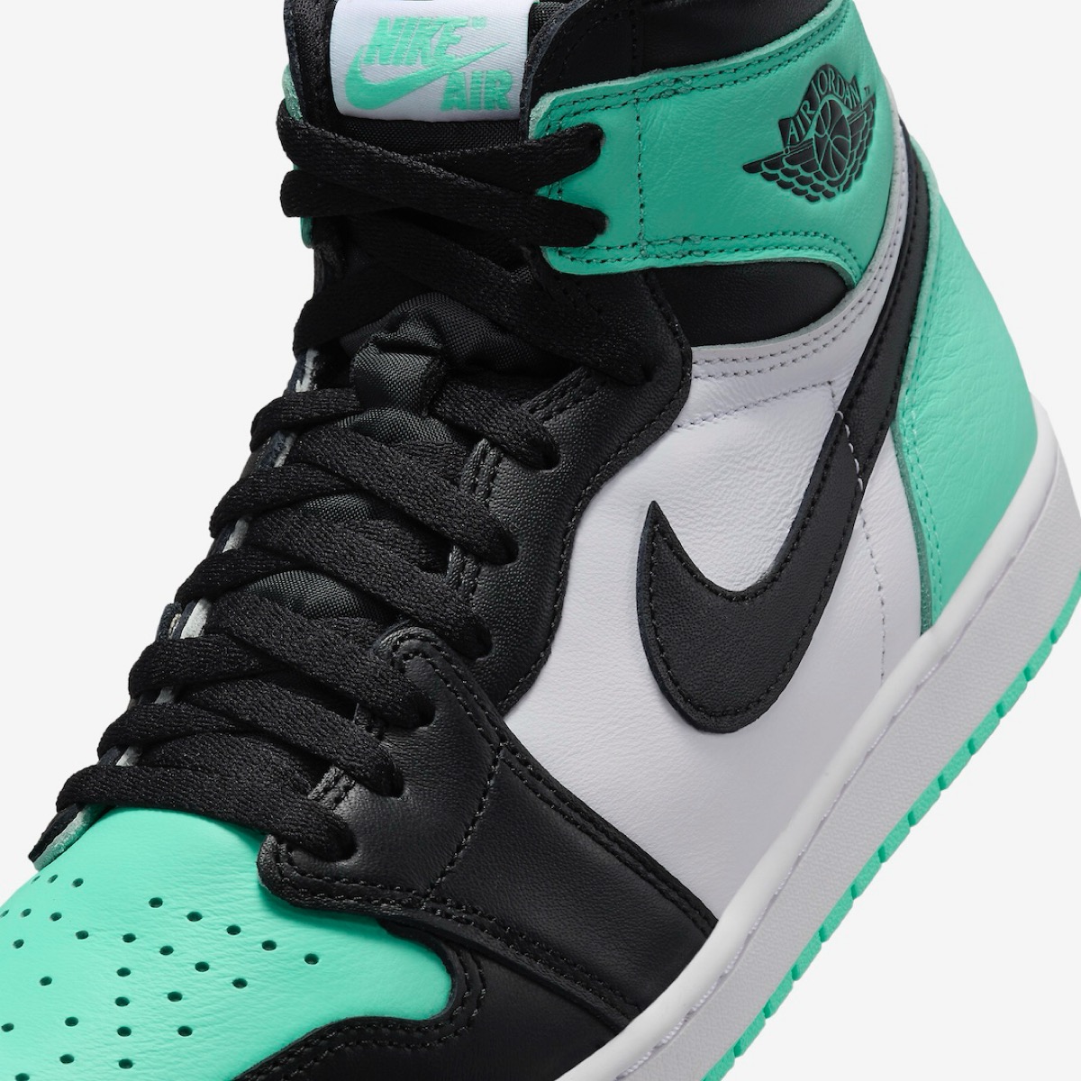 Nike Air Jordan 1 Retro High OG “Green Glow”が国内4月27日に発売