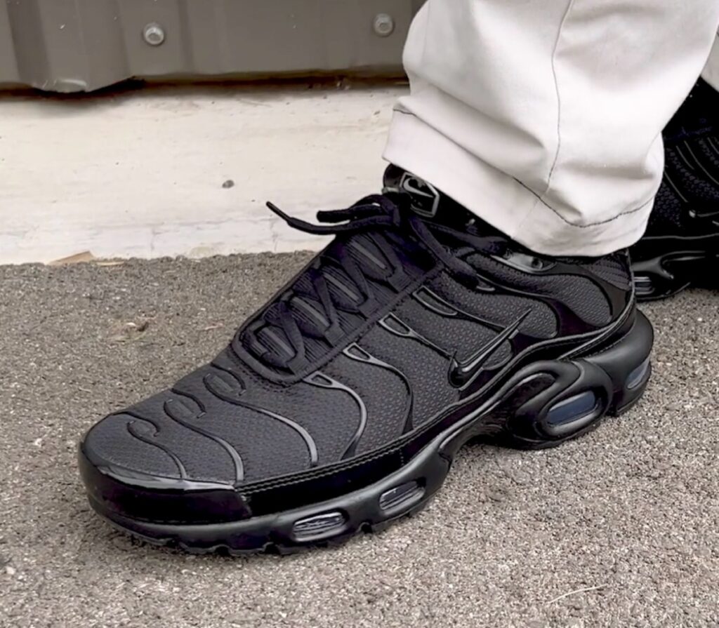 Nike Air Max Plus “Triple Black”が国内3月15日より再販［604133-050