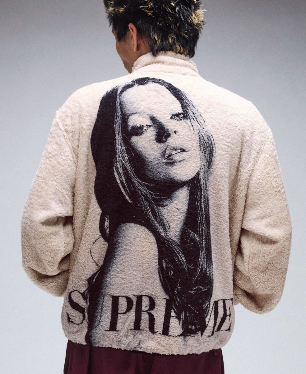 Supreme x Kate Moss によるアイテムが24FWコレクションに登場 | UP TO