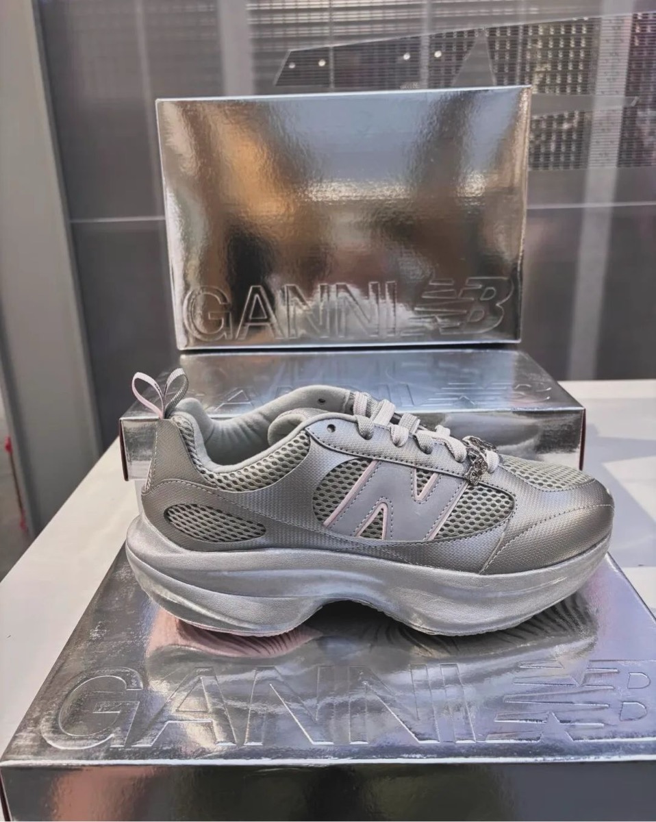 GANNI x New Balance『WRPD Runner』が発売予定 | UP TO DATE