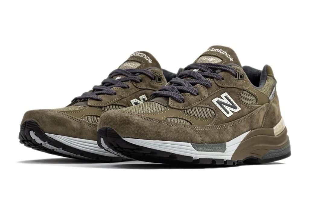 New Balance 992 “Dark Camo/Covert Green”が国内10月3日より発売