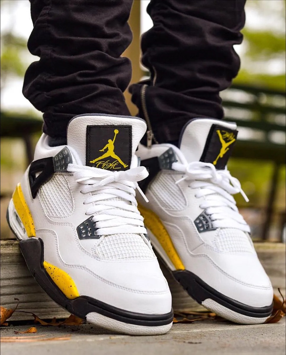 Nike Air Jordan 4 Retro “Tour Yellow”が9月5日に復刻発売予定