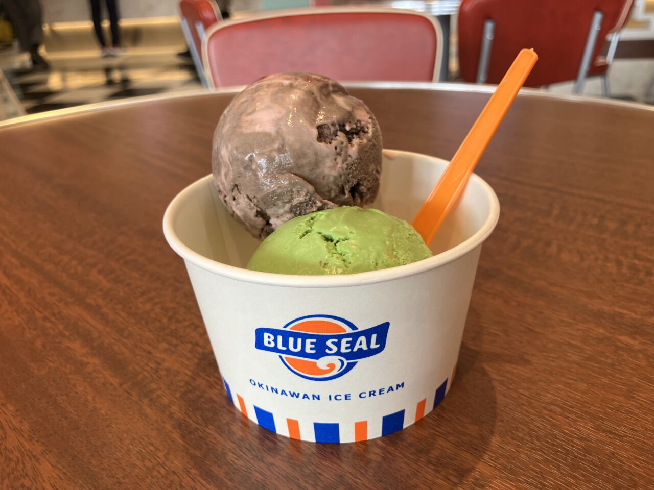 浦添市】8の付く日はハッピーダブルデー！ブルーシールカフェが