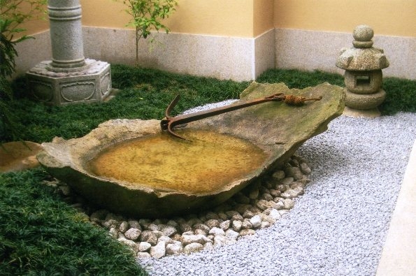 瓜生庭園 灯籠 手水鉢 蹲