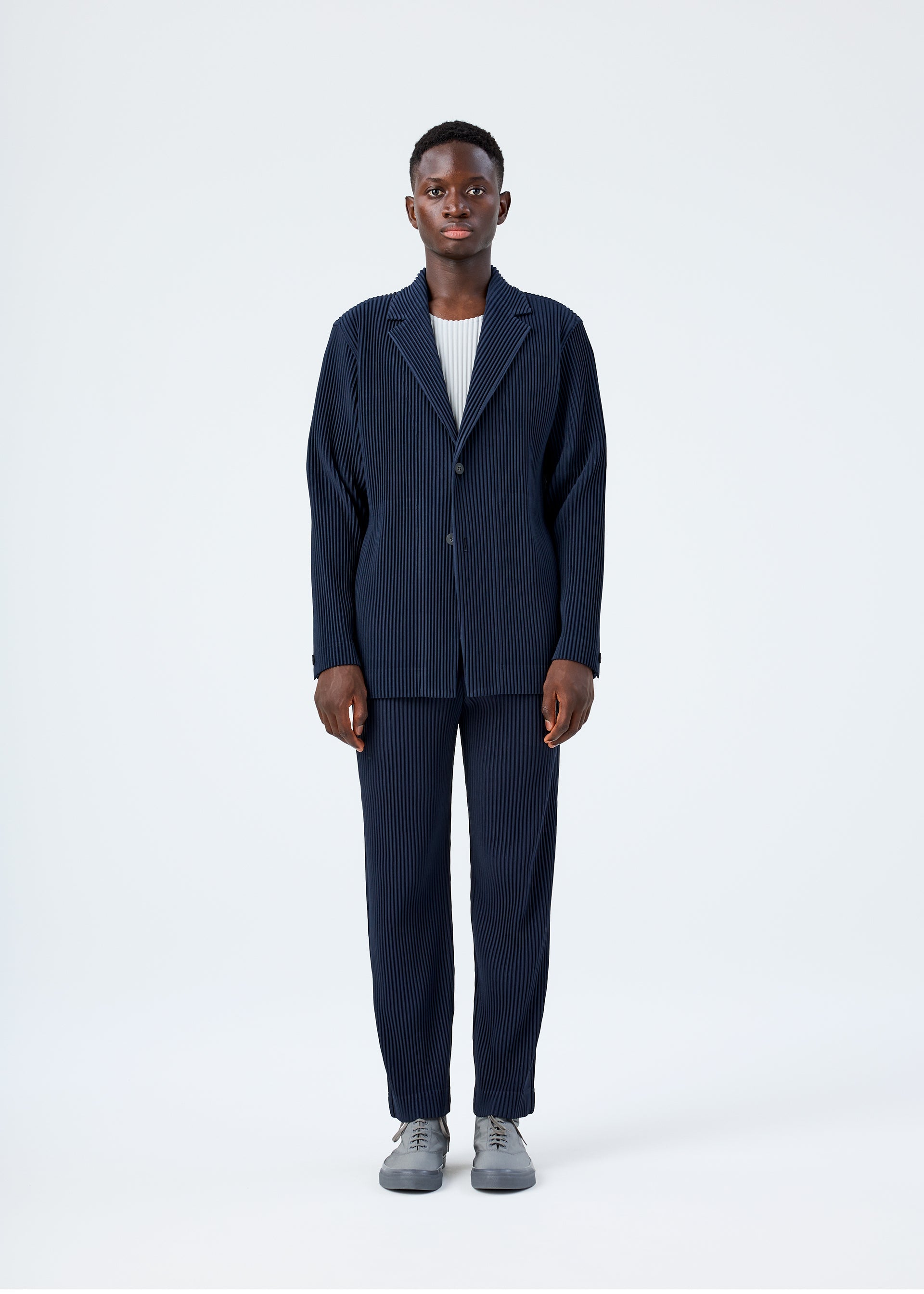 BASICS – ISSEY MIYAKE ONLINE STORE