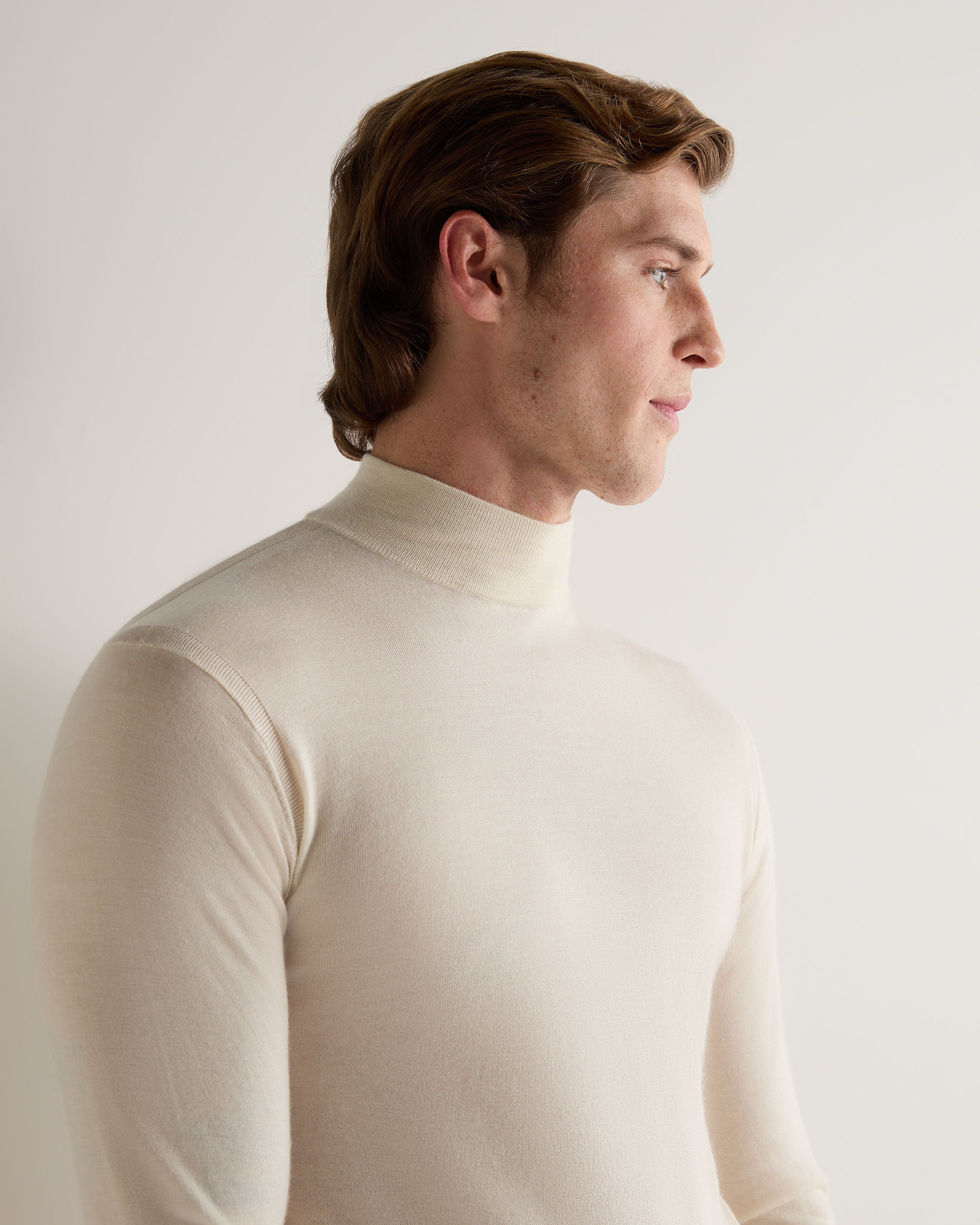 Men's Fine Gauge Cashmere Mock Turtle Neck Jumper New Ivory | N.Peal