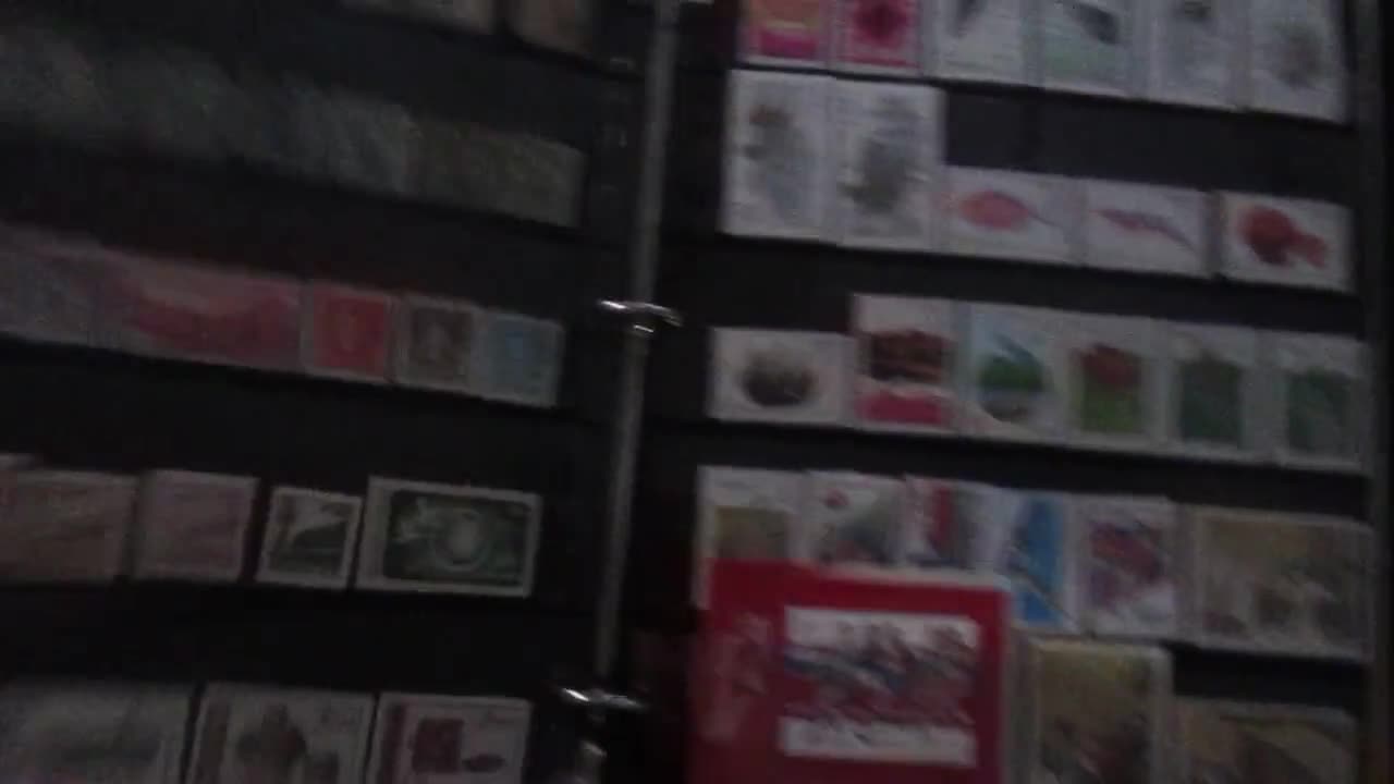 整理された950枚の切手コレクションロット。主に使用された