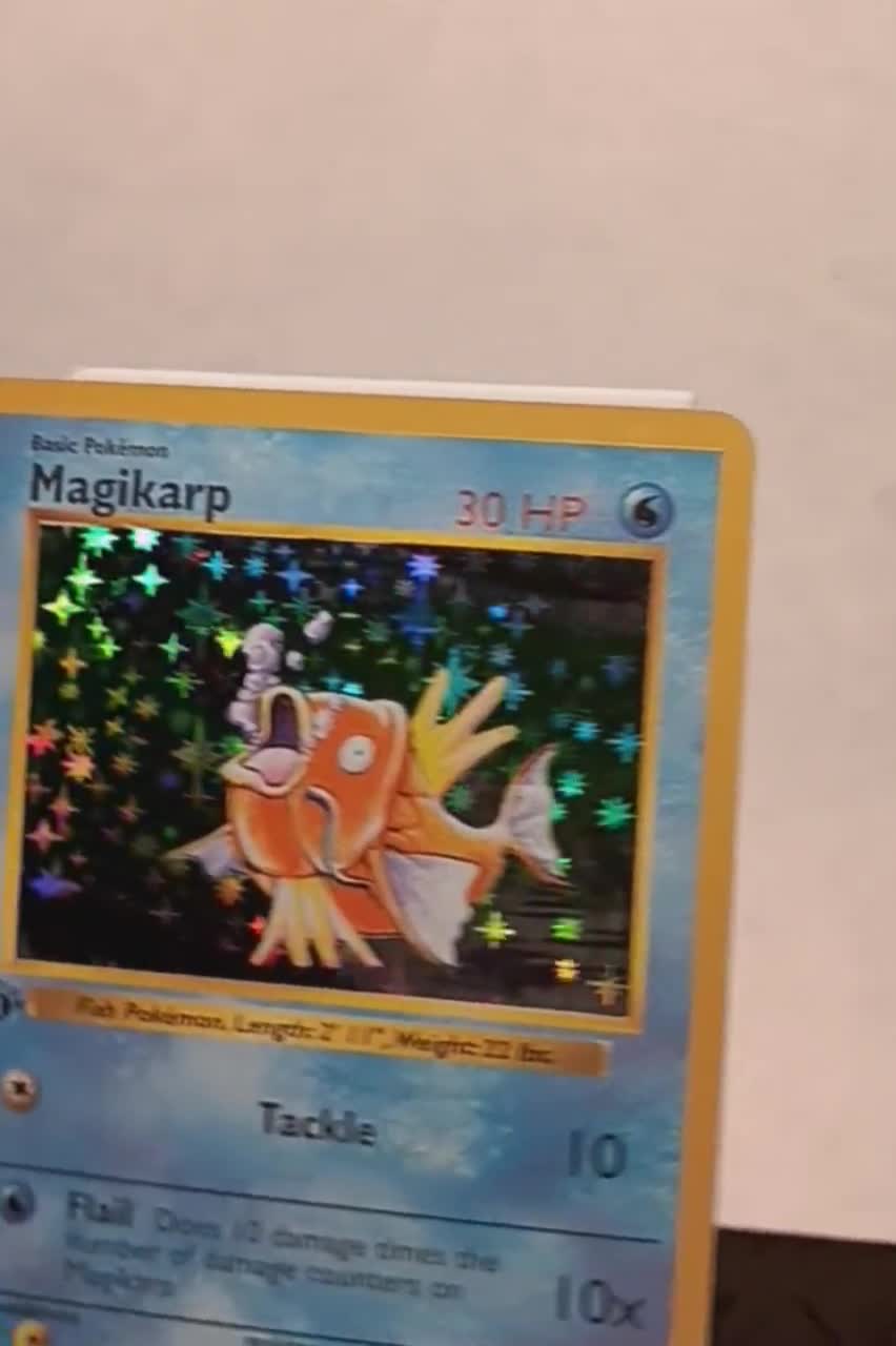 Magikarp 1st Edition Shadowless - Perfect Gift for Kids or Poke