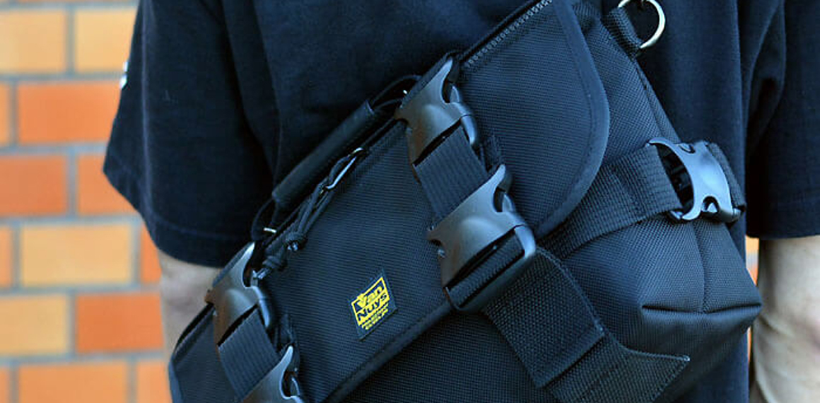 D924：ちょっとミリタリーなメッセンジャーバッグ | バンナイズ | 鞄は