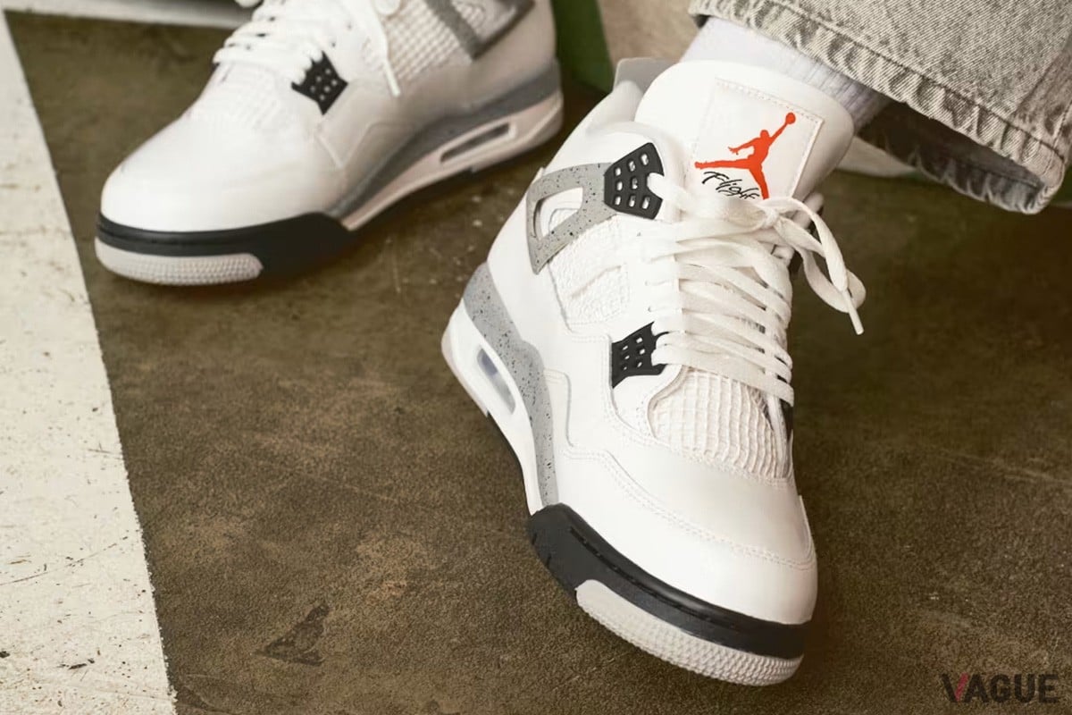シリーズ屈指の人気を誇る「エアジョーダン4」に完売必至のオリジナル