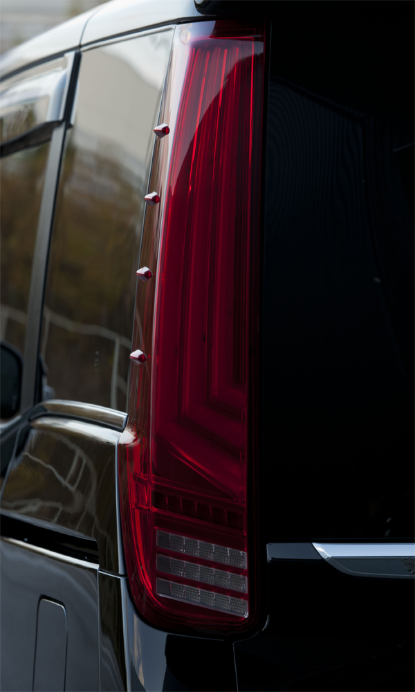 80系 ノア ヴォクシー エスクァイア JEWEL LED TAIL LAMP REVO｜製品