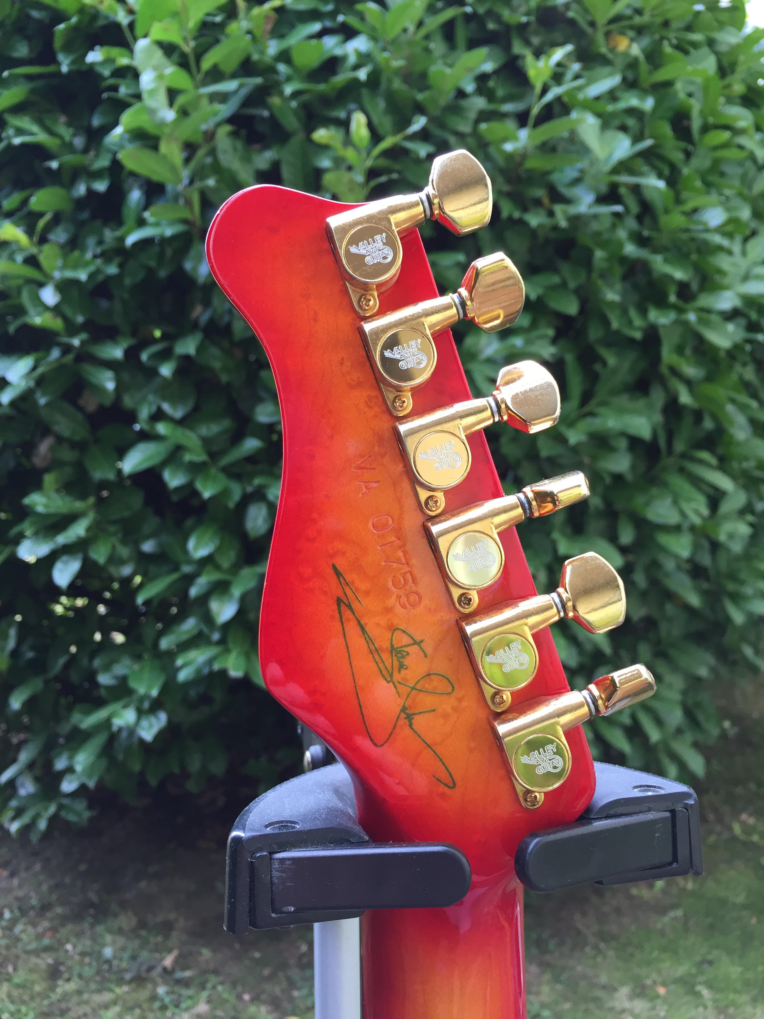 Title Steve Lukather Artist Model Title - Valley Arts Guitars Pre