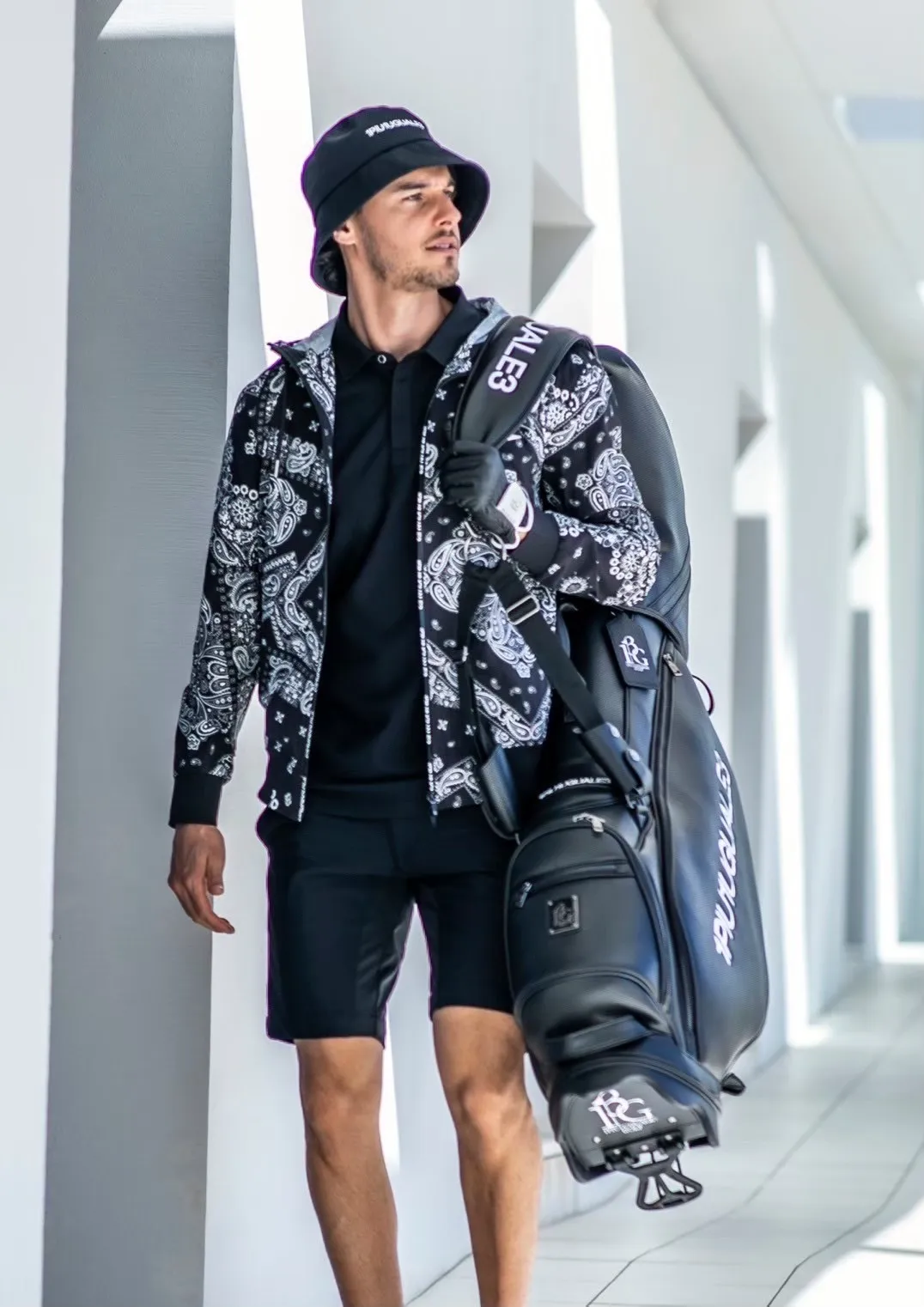 1PIU1UGUALE3 GOLF】『折鶴』のロゴに日本の美意識が宿るゴルフウェア