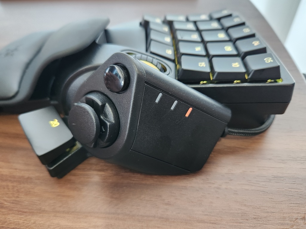 Razer Tartarus Proレビュー！左手デバイスとしての実力は？ V2との