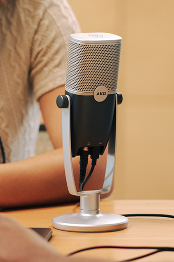 ヒビノ、AKGの高音質な収音が可能な配信用USBマイクAra-Y3を発売