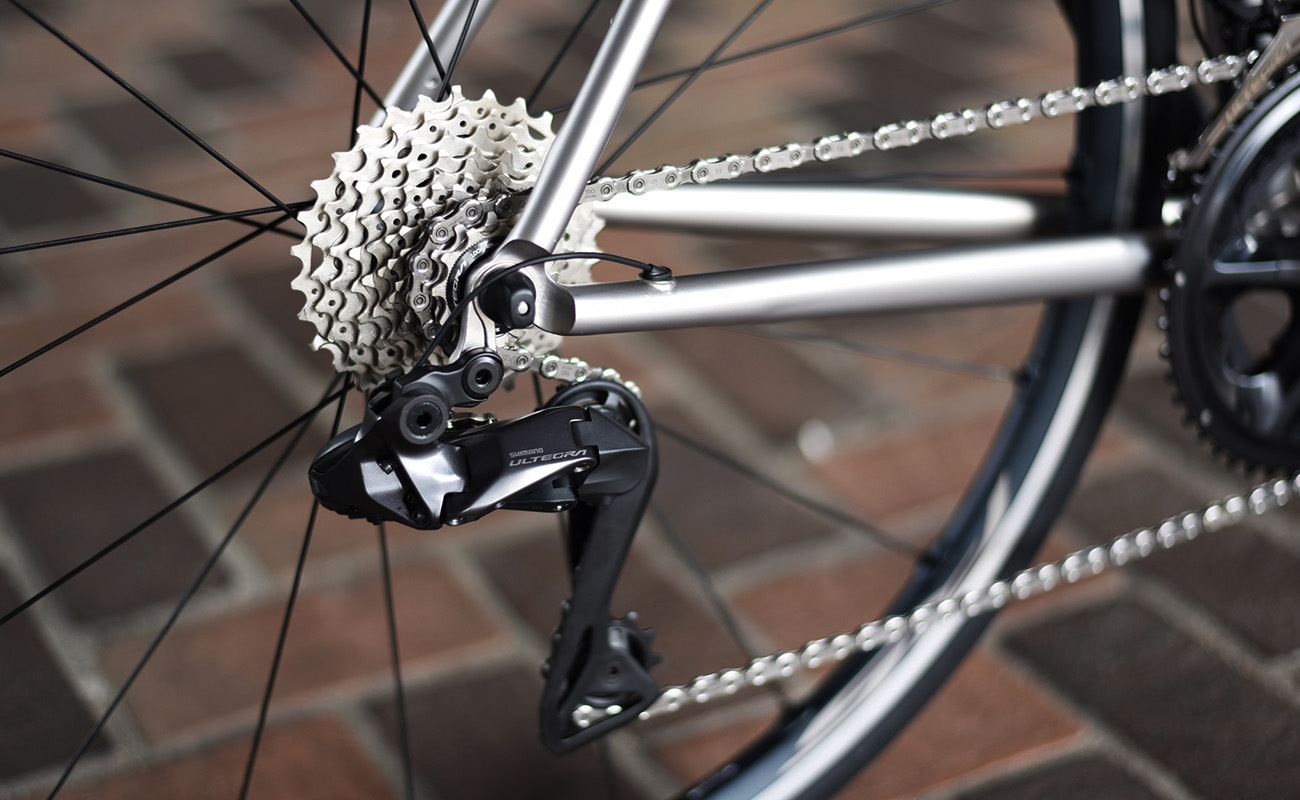 クロモリレーサー Grade RS＋ ULTEGRA Di2仕様 - VIGORE -道具としての