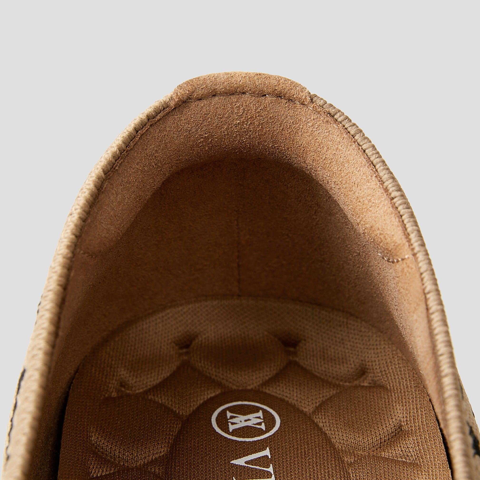 Aria Wedge Pro] ポインテッドトゥ ウェッジヒール パンプス – VIVAIA