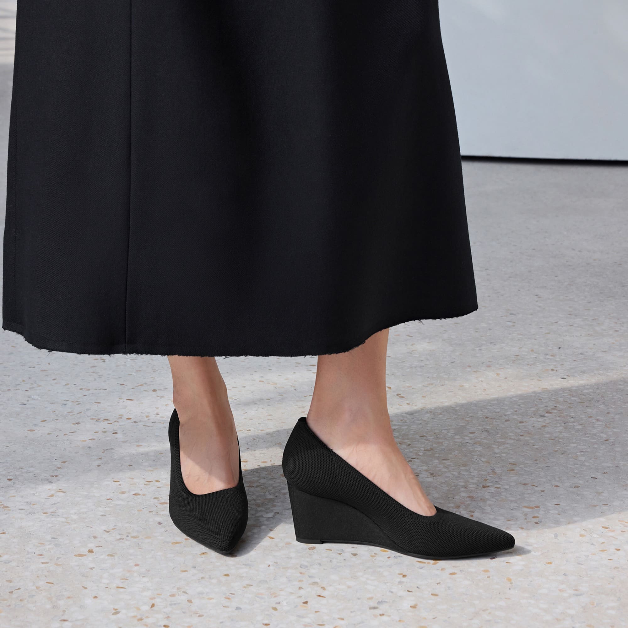 Deborah] ポインテッドトゥ ストレスフリー ウェッジヒール – VIVAIA JAPAN