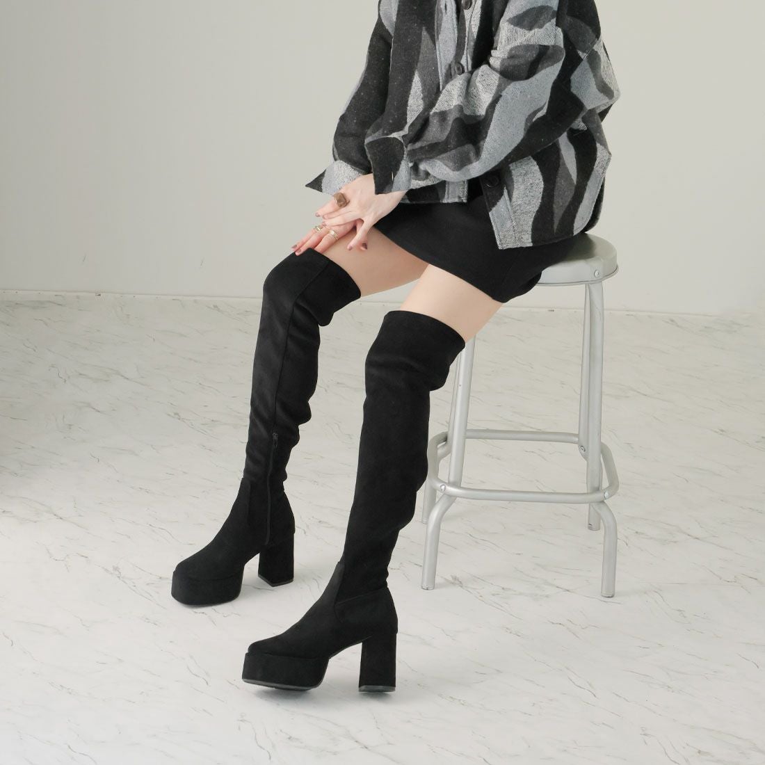 公式ストア/ZOZO限定】厚底プラットフォームストレッチニーハイブーツ
