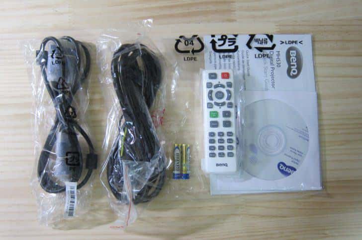 BenQ MH530 フルHDプロジェクター、お手軽価格の高解像プロジェクター